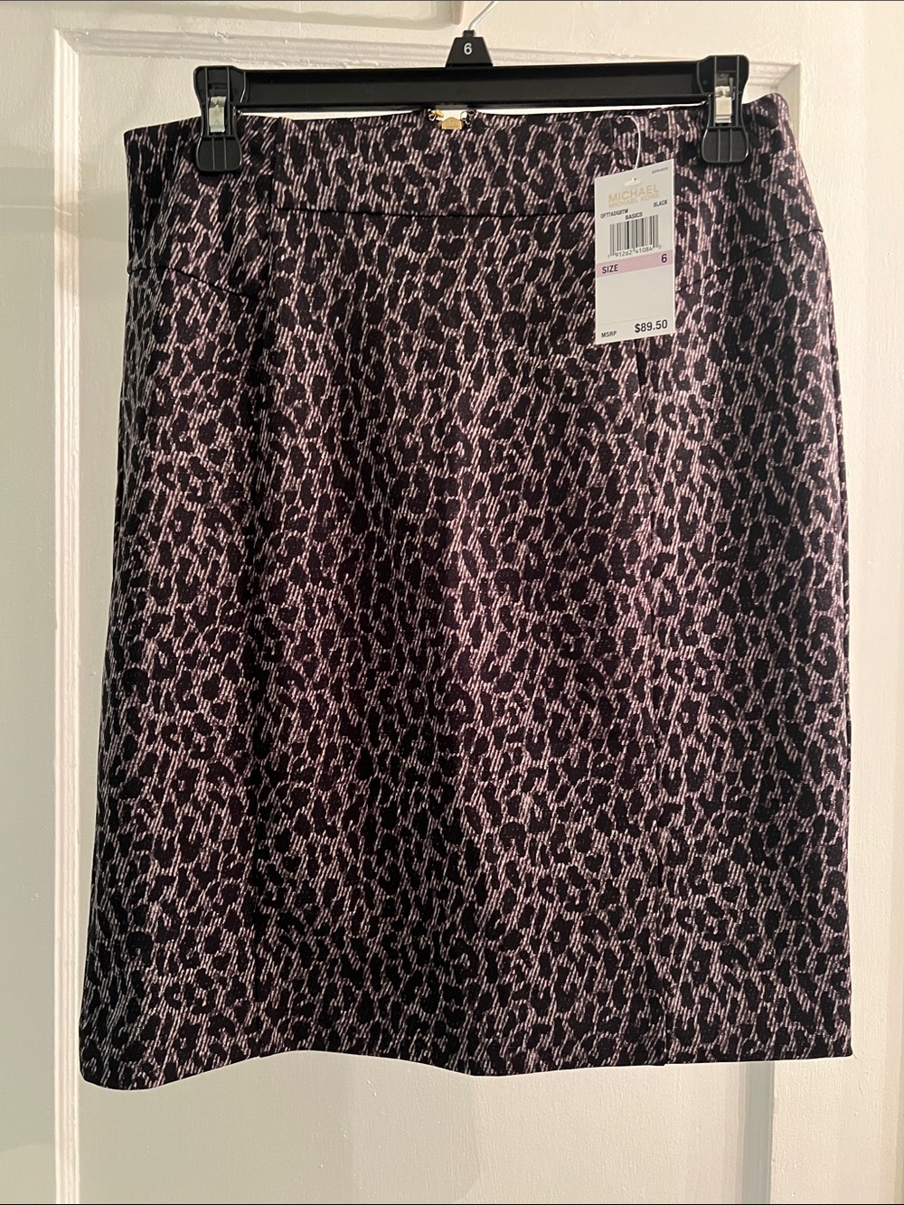 Michael Kors Black Textured Animal-Print Pencil Skirt